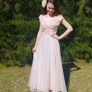 Peachy Pink Vintage Prom/Formal Dress